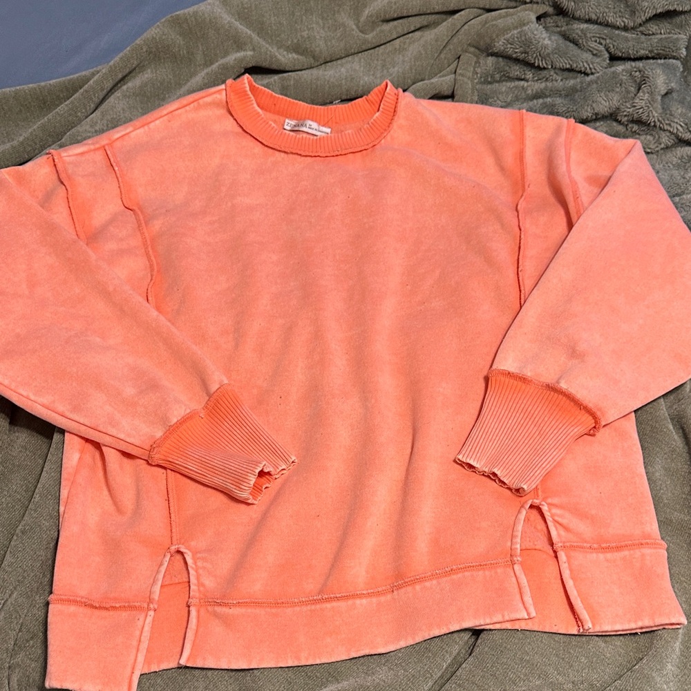 Women's Coral Crew Neck Sweater